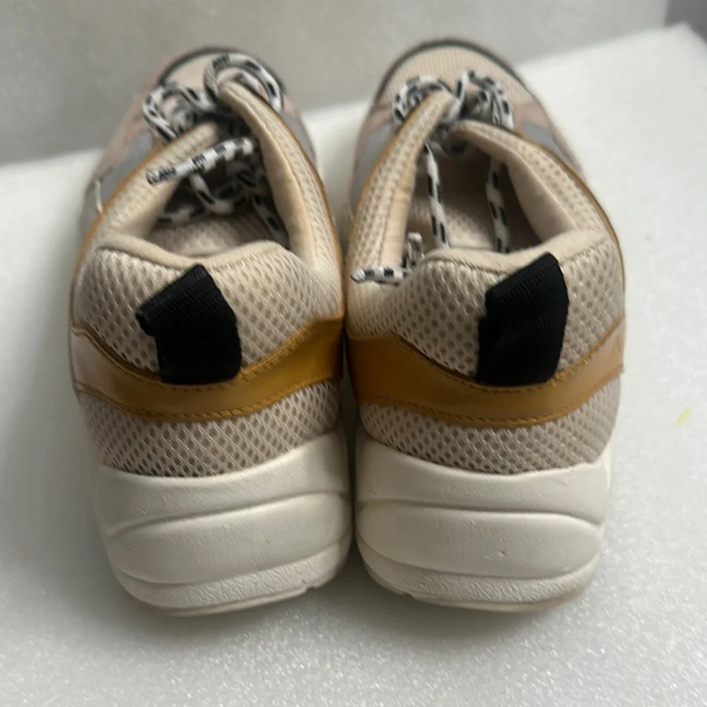 Steve Madden Stylish pink size 9Sneakers in Tan and Yellow - Picture 6 of 8
